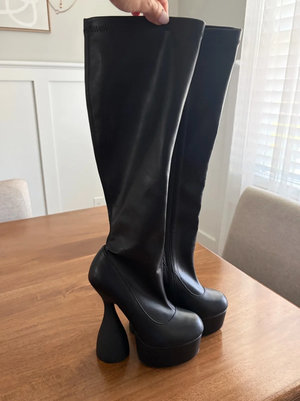 Knee boots platform black goth